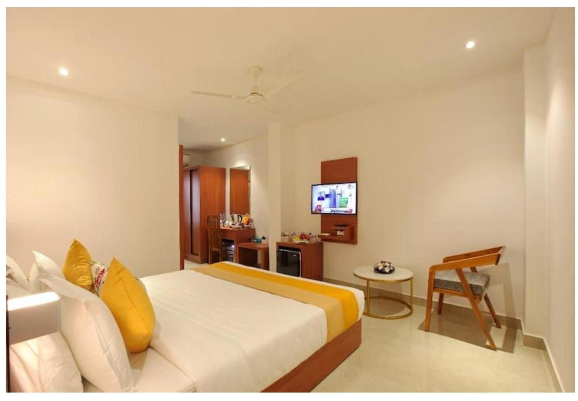 Park Residency Koothattukulam Kuttattukulam Экстерьер фото